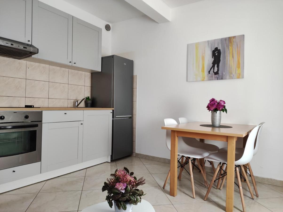 Cozy Apartment In Split In Nice Quiet Neighborhood Εξωτερικό φωτογραφία