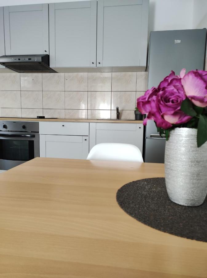 Cozy Apartment In Split In Nice Quiet Neighborhood Εξωτερικό φωτογραφία